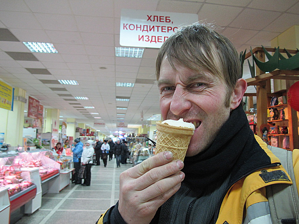 Für das Eisessen ernte ich bei Russen regelmäßig Kopfschütteln.
