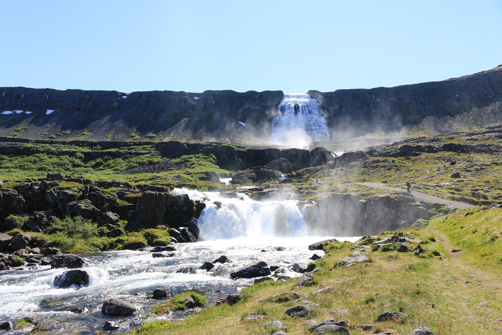 Der Dynjandifoss ist der bekannteste Wasserfall in den Westfjorden von Island.