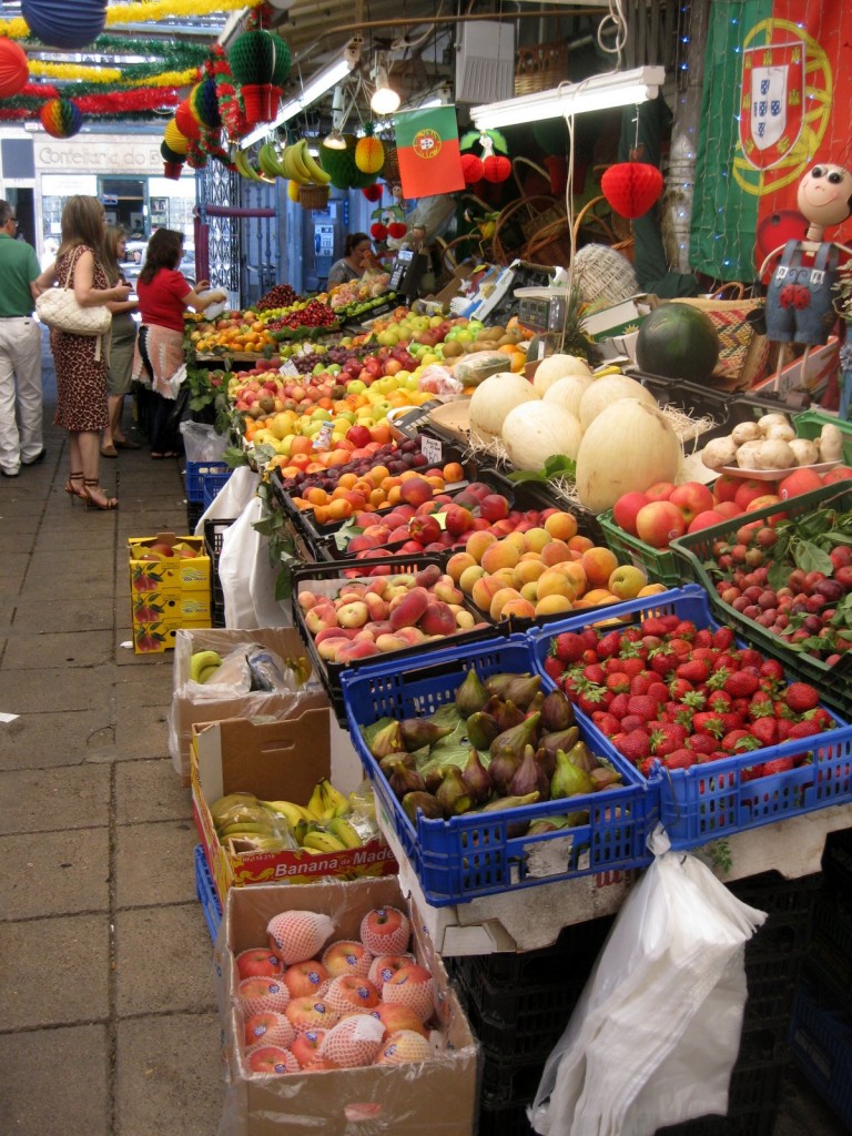 Obststand auf dem Markt in Porto