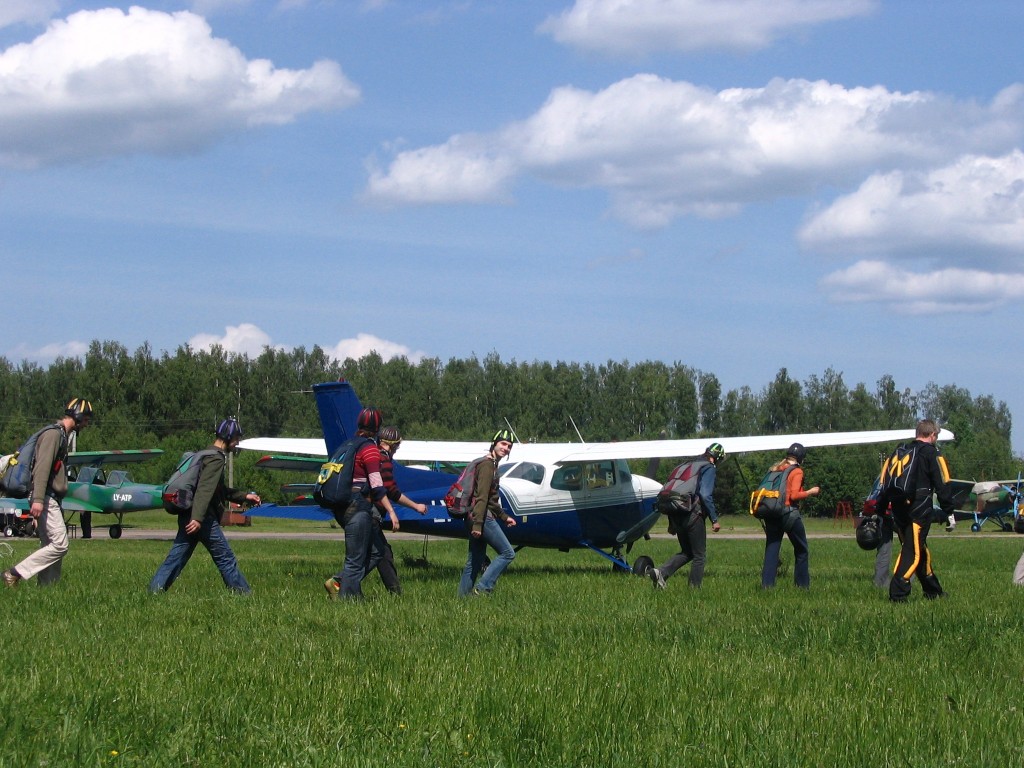 Fallschirmspringen, Vilnius, Tandemsprung, Fallschirm, Skydiving