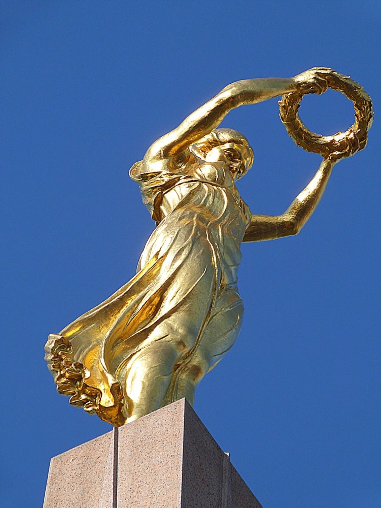 Gelle Fra Luxemburg Wahrzeichen Statue Gold